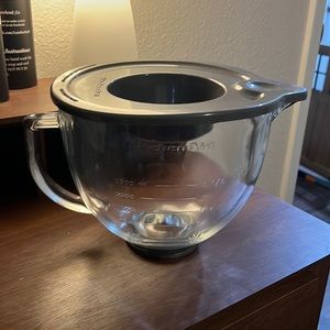 Glass kitchen aid standing mixer bowl with lid